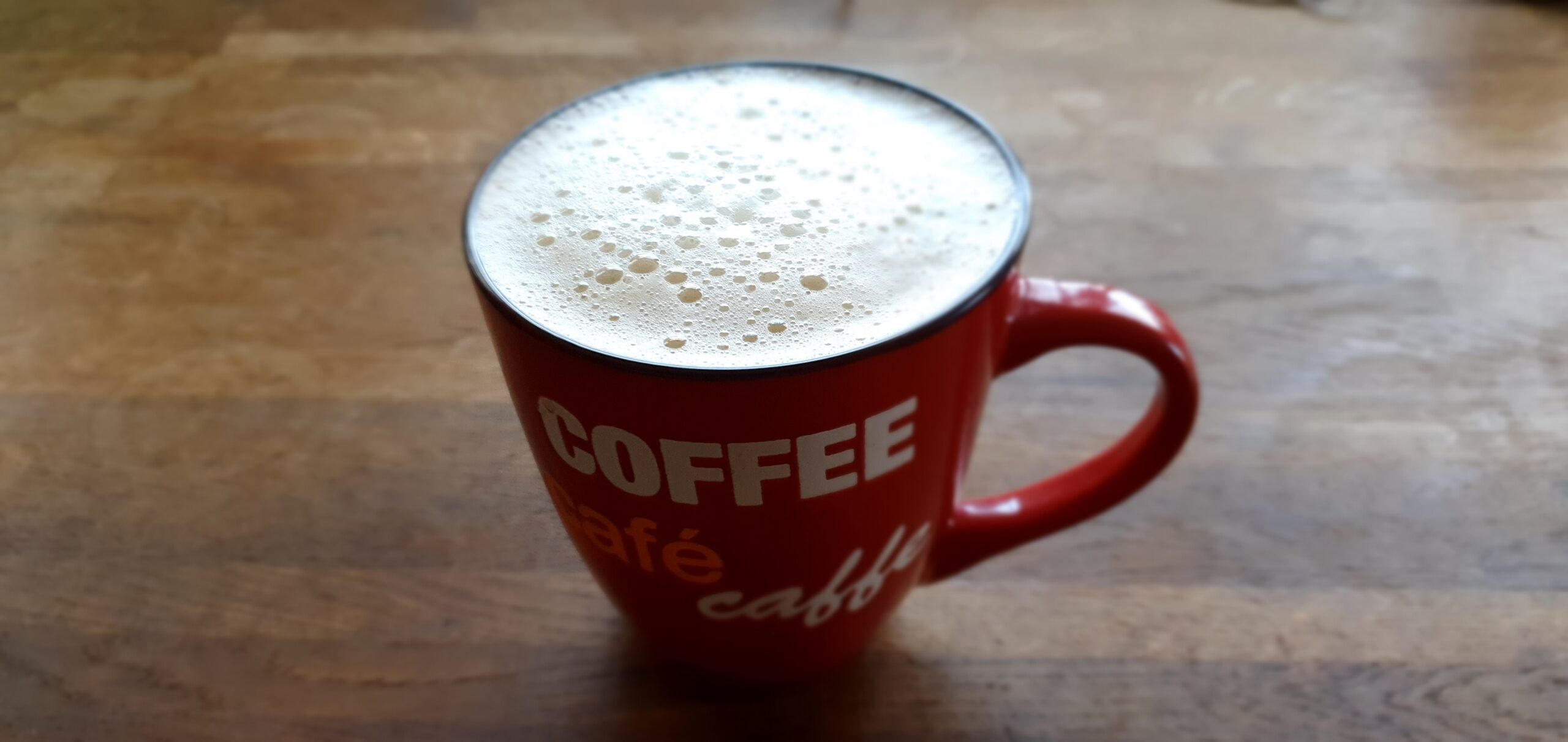 Milchkaffee mit Bio Hafermilch